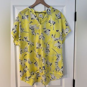 Cabi short sleeve blouse